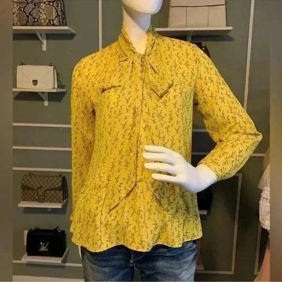 Loft Yellow Floral Vine Peplum Tie Neck Blouse Size SP - Picture 2 of 12